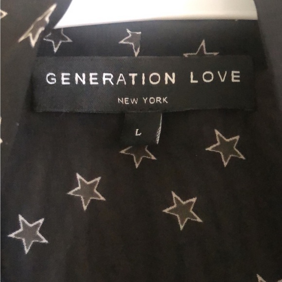 Generation Love Lisa Star Print Blouse Ruched Puff Sleeves Tie Neck Large - Picture 5 of 7